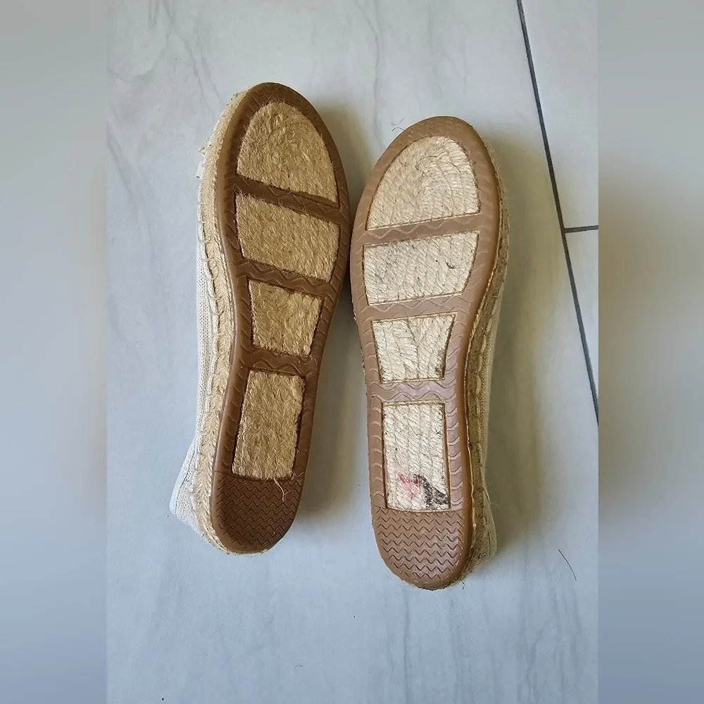 Simply Vera Wang Women's shoes size 6
